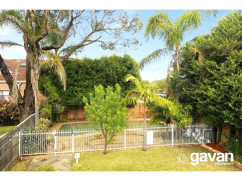 143 Laycock Rd, Hurstville Grove NSW 2220
