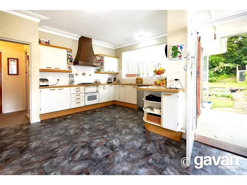 142 Kyle Parade, Kyle Bay NSW 2221