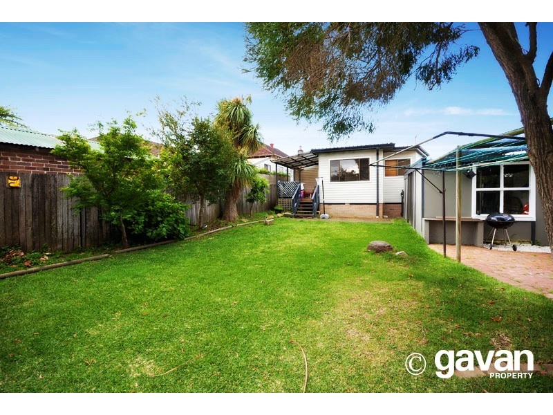 133 Lansdowne Pde, Hurstville Grove NSW 2220