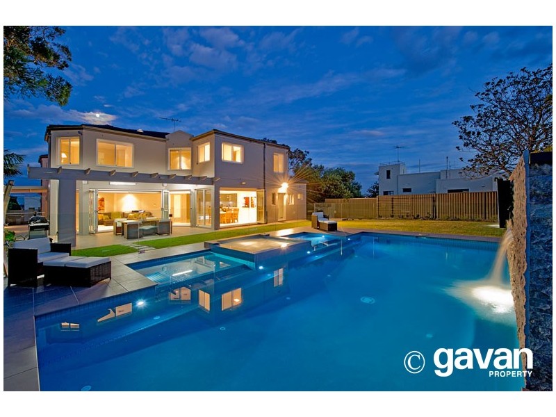 2 Marie Dodd Crescent, Blakehurst NSW 2221