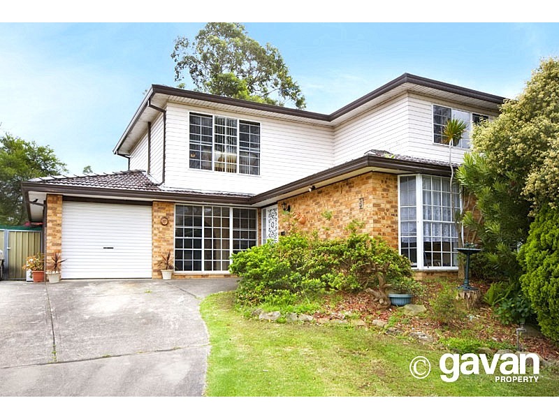 5 Shore Close, Illawong NSW 2234