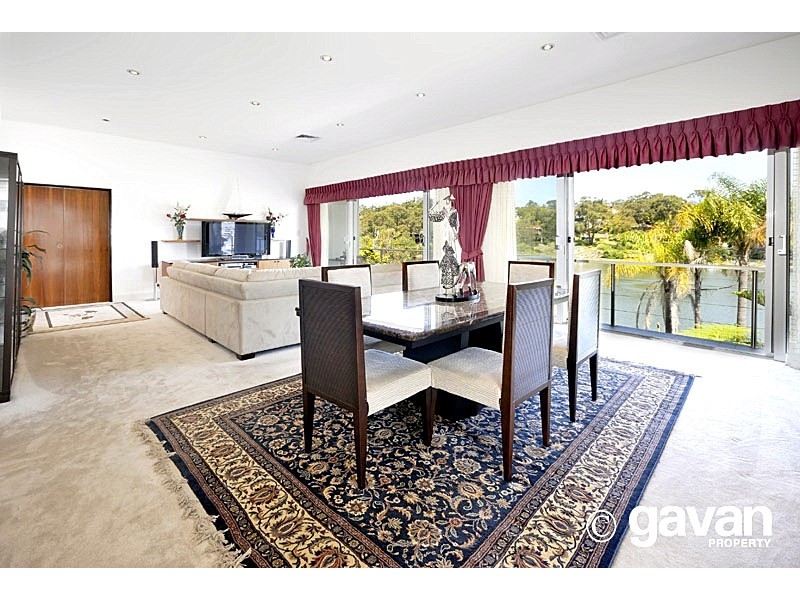 104 Morshead Drive, Hurstville Grove NSW 2220