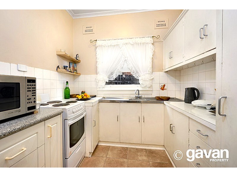 7 James Street, Blakehurst NSW 2221