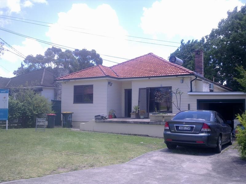 4 Beaconsfield Street, Mortdale NSW 2223