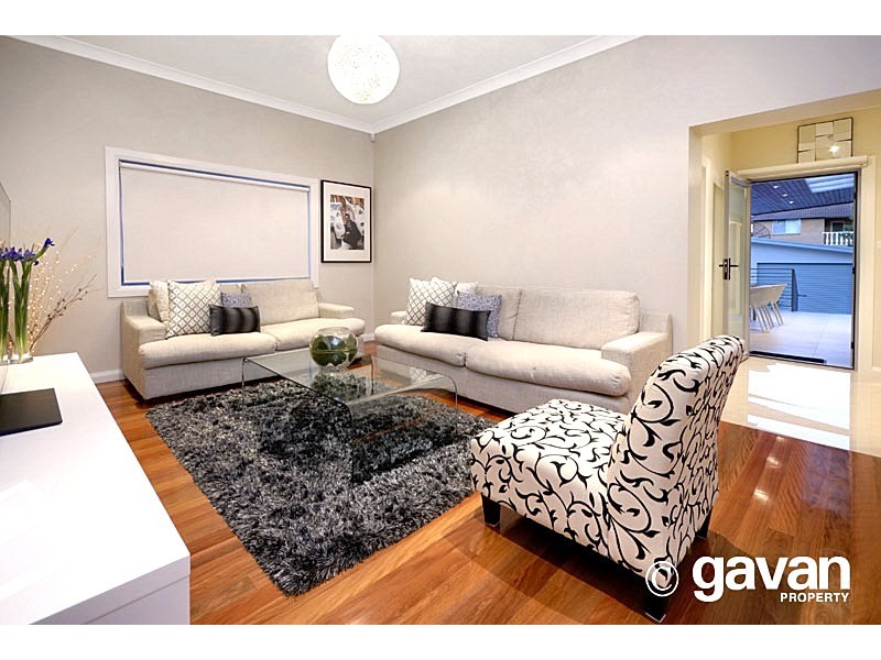 82 Hillcrest Avenue, Hurstville Grove NSW 2220