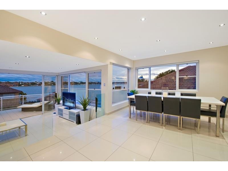 16 Carlton Crescent, Kogarah Bay NSW 2217