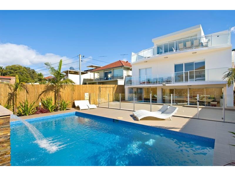 16 Carlton Crescent, Kogarah Bay NSW 2217
