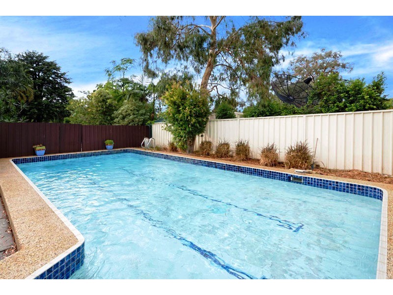 801 Forest Rd, Peakhurst NSW 2210