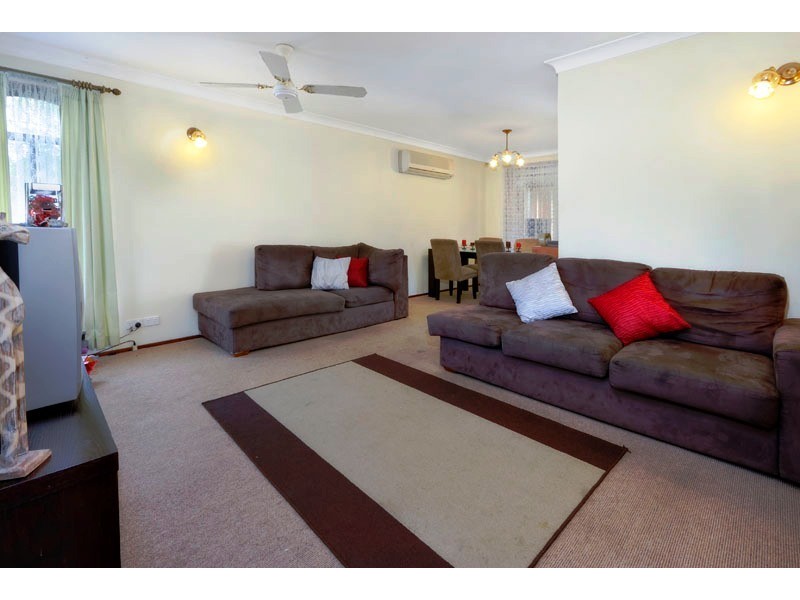 801 Forest Rd, Peakhurst NSW 2210