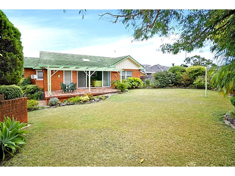 28 Morshead Dr, Connells Point NSW 2221