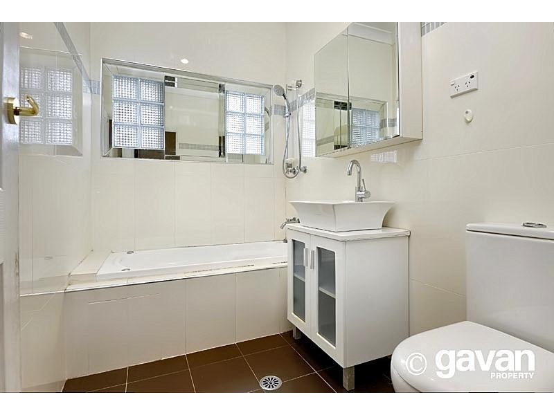 19a Greenacre Road, South Hurstville NSW 2221