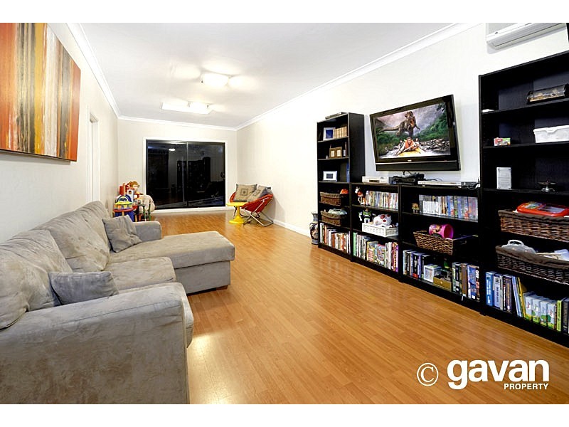 4 Simone Place, Peakhurst NSW 2210