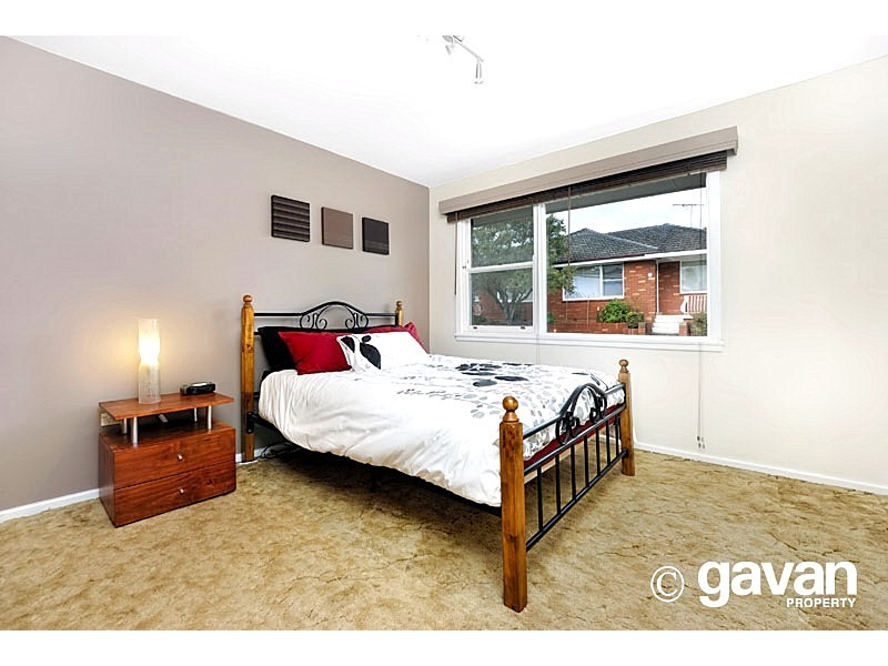 9/13 Mutual Rd, Mortdale NSW 2223