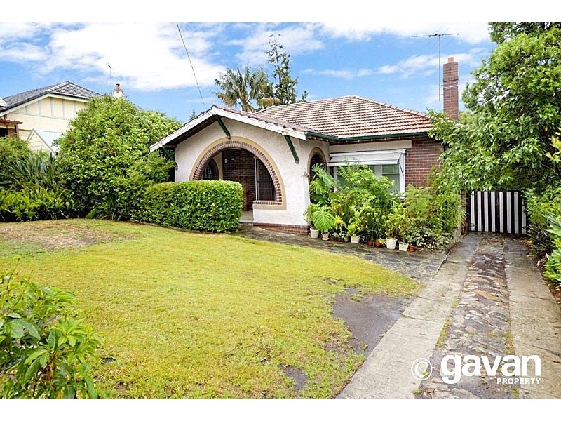 38 Greenbank Street, Hurstville NSW 2220