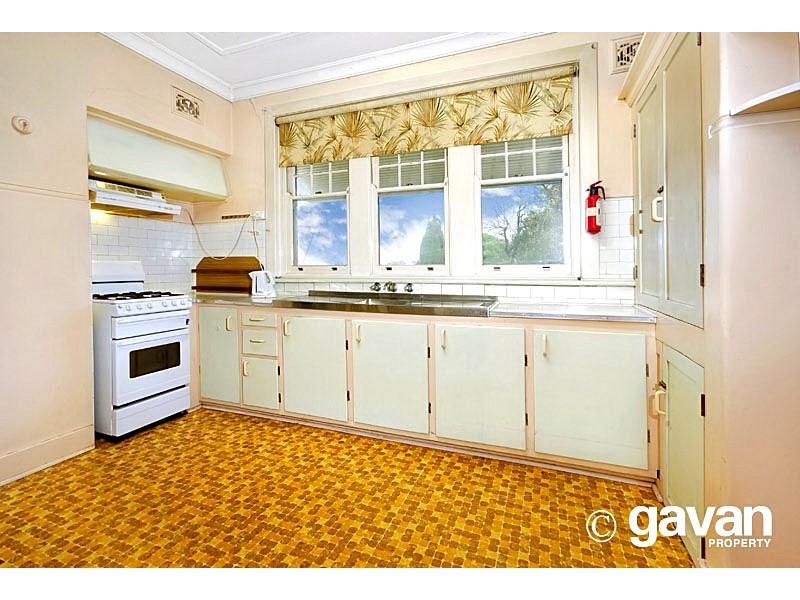 38 Greenbank Street, Hurstville NSW 2220