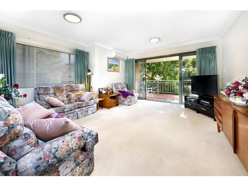 2/2-6 Martin Pl, Mortdale NSW 2223