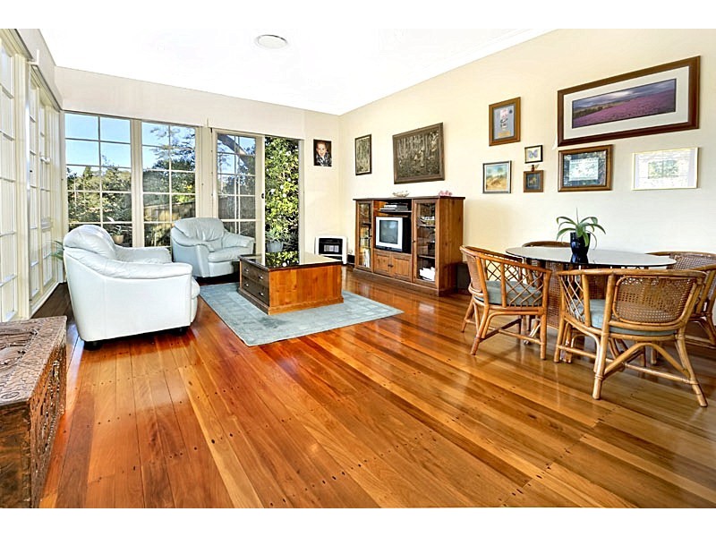 35 Neirbo Ave, Hurstville NSW 2220