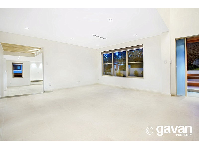 11 Myrtle Street, Oatley NSW 2223