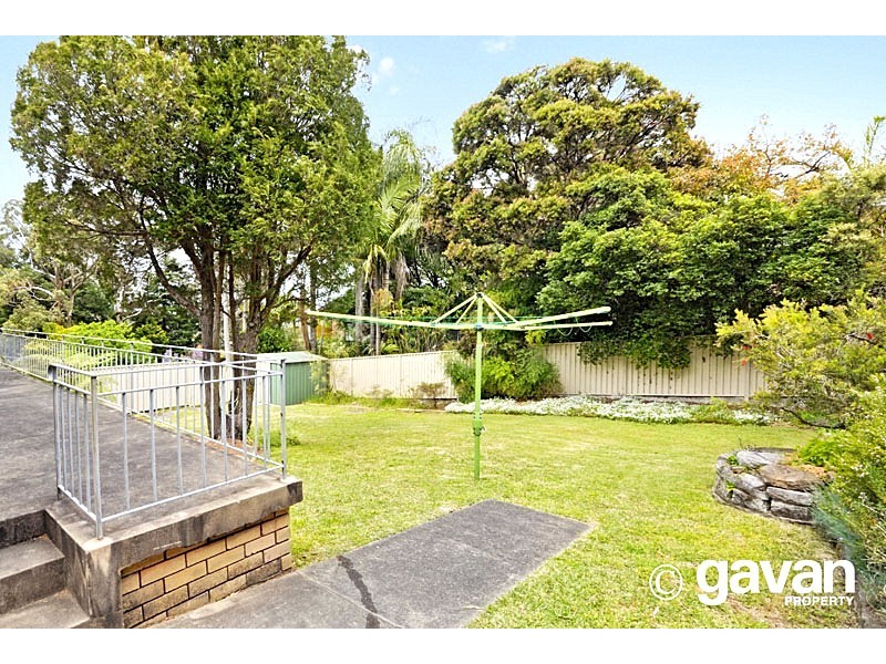 25 Lugarno Parade, Lugarno NSW 2210