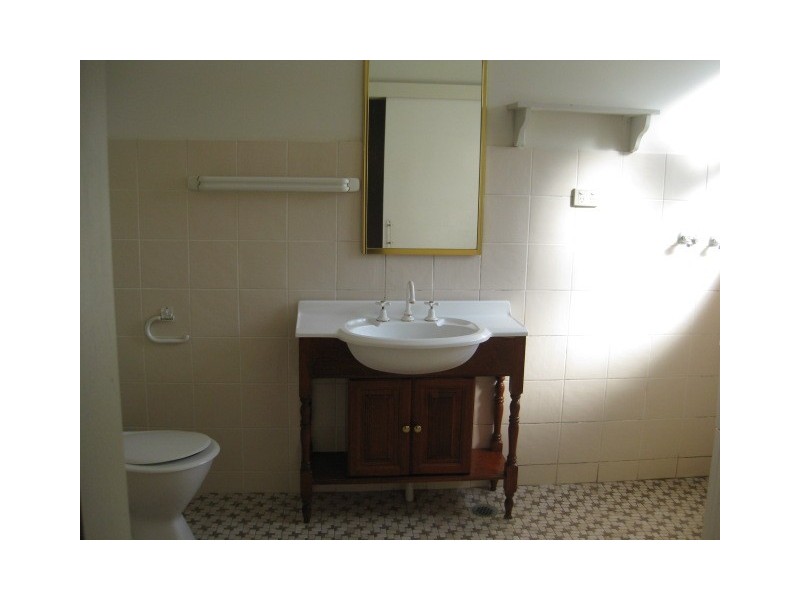 81 (REAR) Cambridge Street, Penshurst NSW 2222