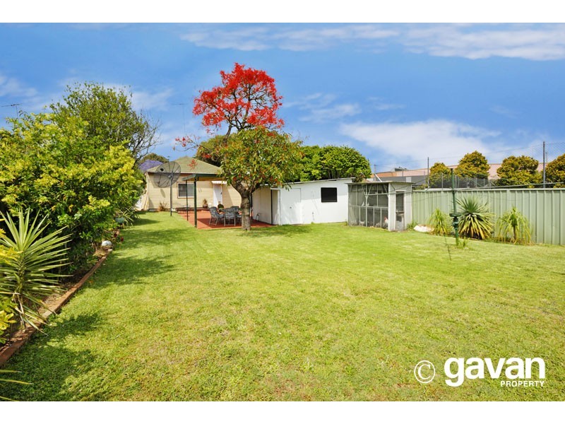 13 Heath Road, Blakehurst NSW 2221