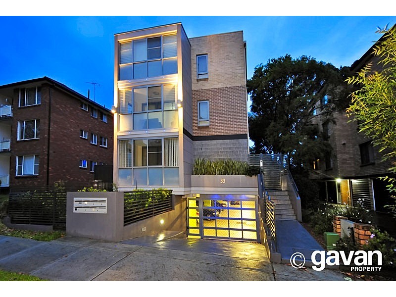 2/33 Martin Place, Mortdale NSW 2223