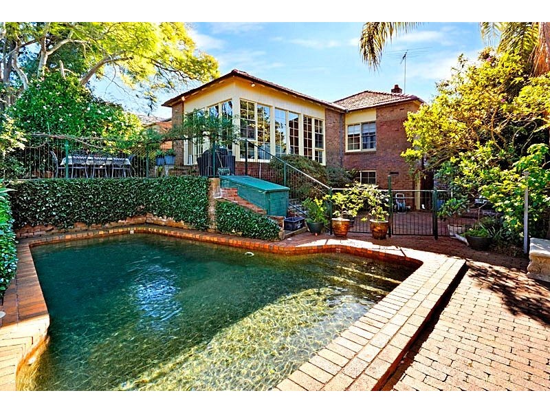 35 Neirbo Avenue, Hurstville NSW 2220