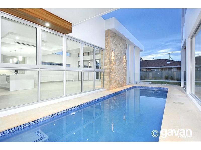 27 The Esplanade, South Hurstville NSW 2221