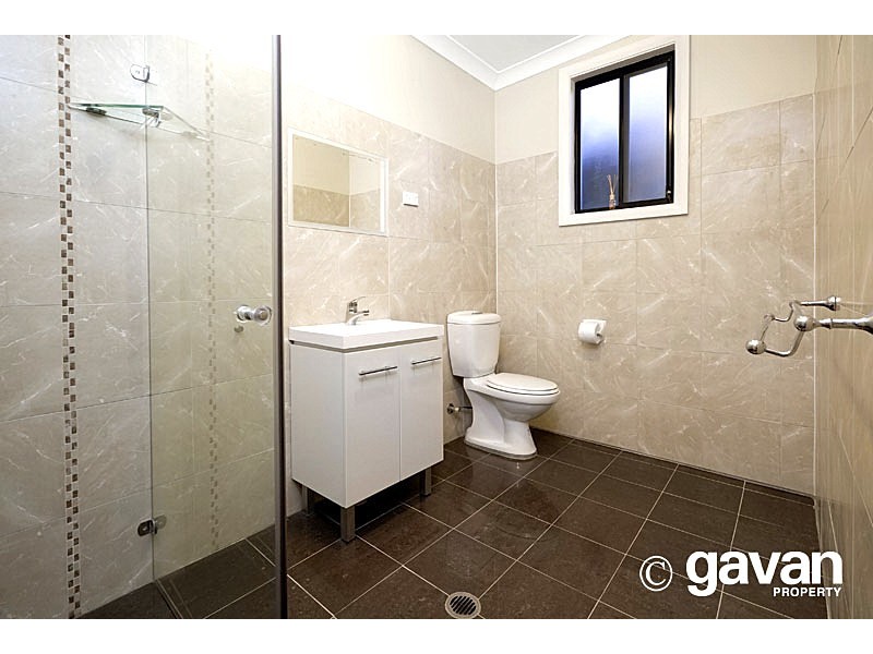 4 Simone Place, Peakhurst NSW 2210