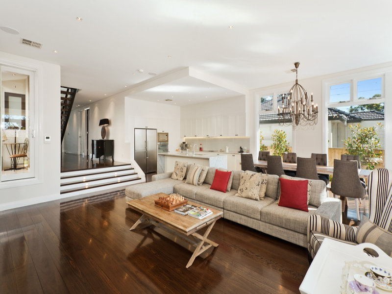 22 Grandview Crescent, Lugarno NSW 2210