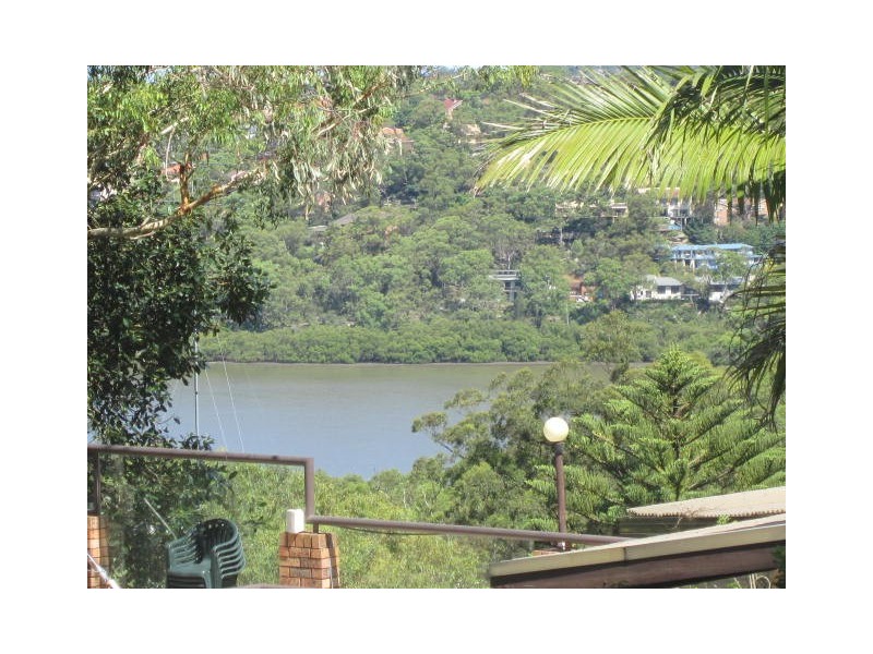 25 Lugarno Parade, Lugarno NSW 2210