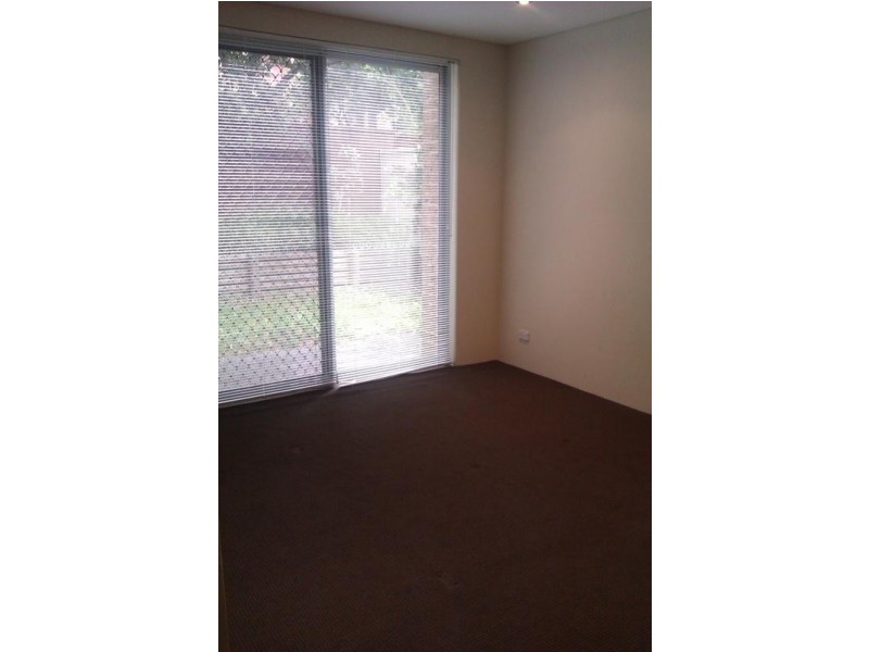 2/57 Macquarie Place, Mortdale NSW 2223