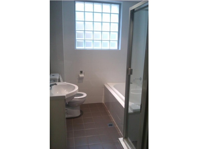 2/57 Macquarie Place, Mortdale NSW 2223