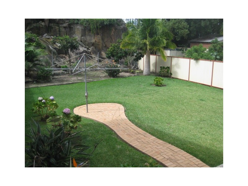 11 Roach Street, Arncliffe NSW 2205