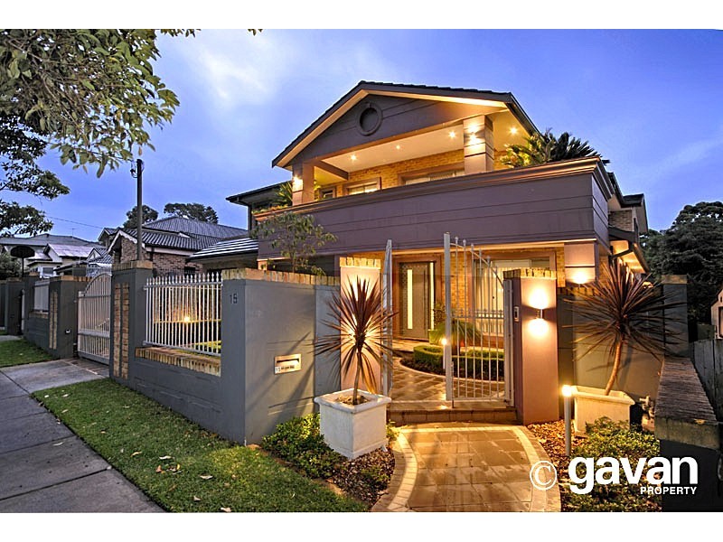 15 Tavistock Road, South Hurstville NSW 2221