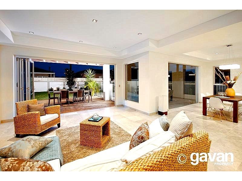 82 Greenacre Road, Connells Point NSW 2221