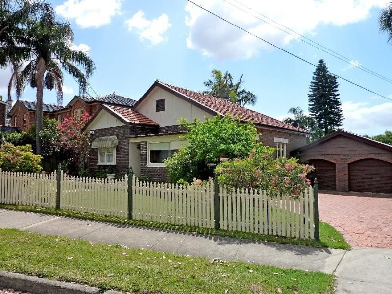 55 Baumans Road, Peakhurst NSW 2210