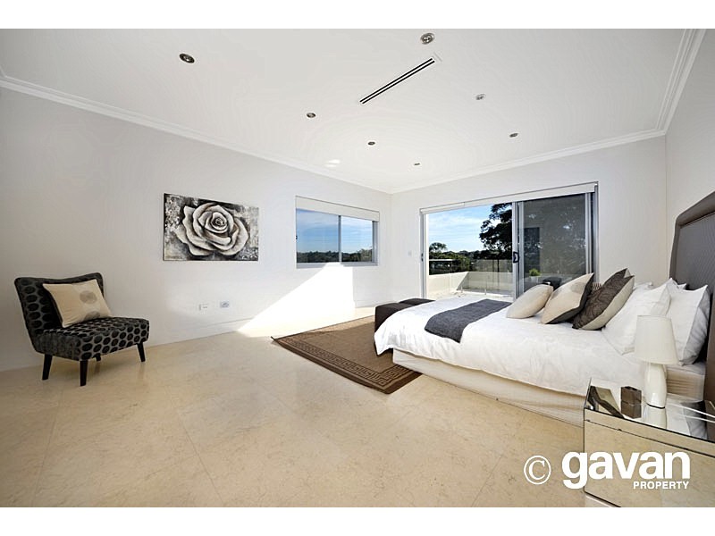 6 Cross Street, Kyle Bay NSW 2221