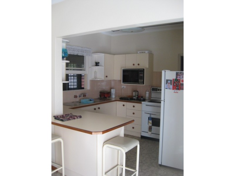 16 Stuart Street, Blakehurst NSW 2221