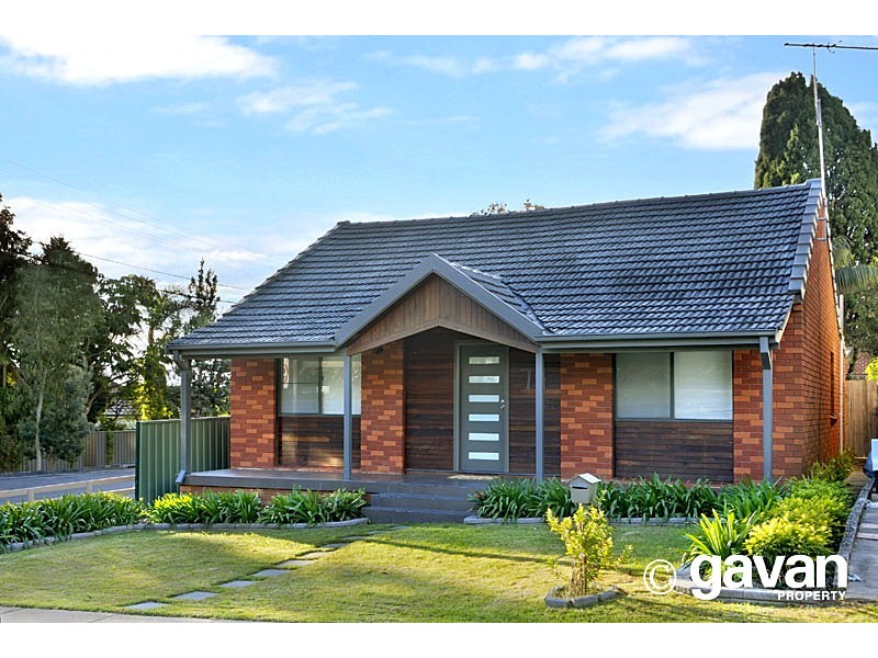 74 Clarendon Road, Peakhurst NSW 2210