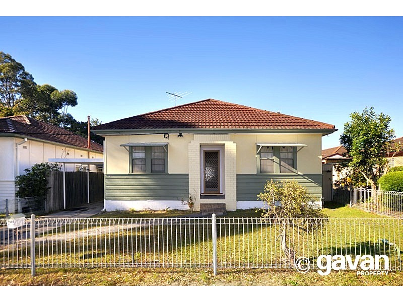 74 Greenacre Road, Connells Point NSW 2221