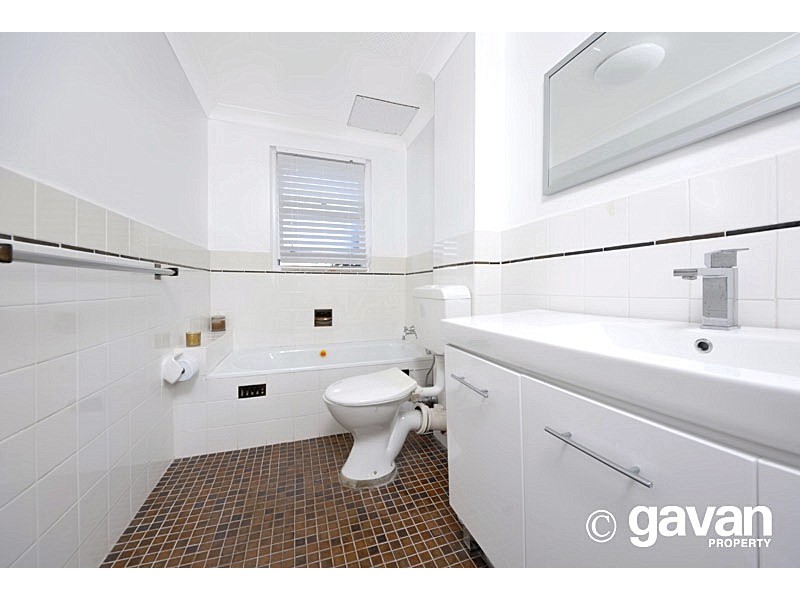 1/42 Macquarie Pl, Mortdale NSW 2223