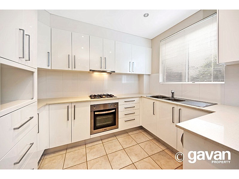 2/55-57 Macquarie Pl, Mortdale NSW 2223