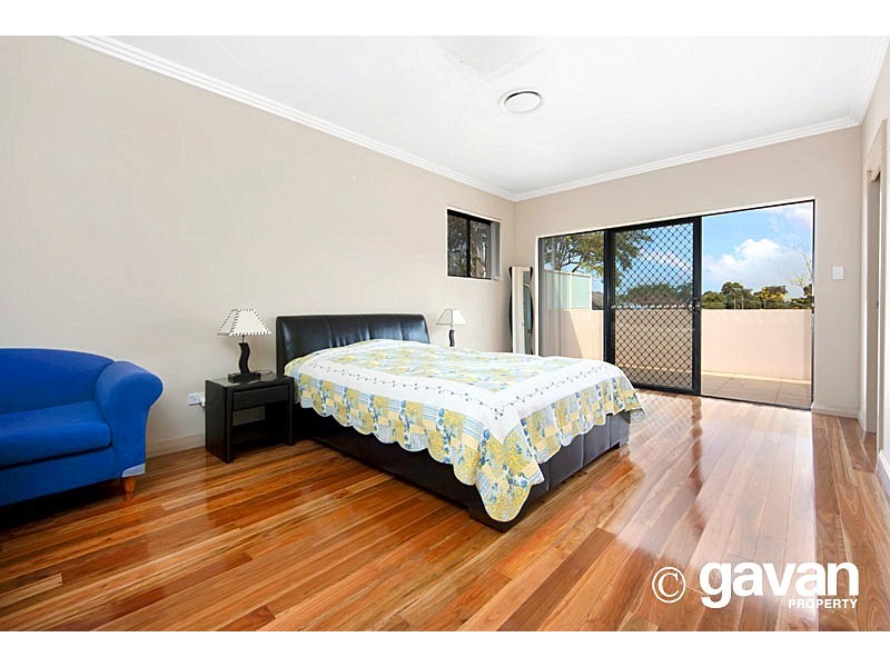 27C Samuel St, Peakhurst NSW 2210