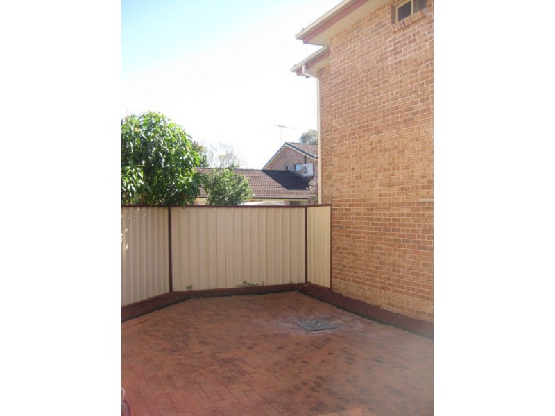 1/102 Arcadia, Penshurst NSW 2222