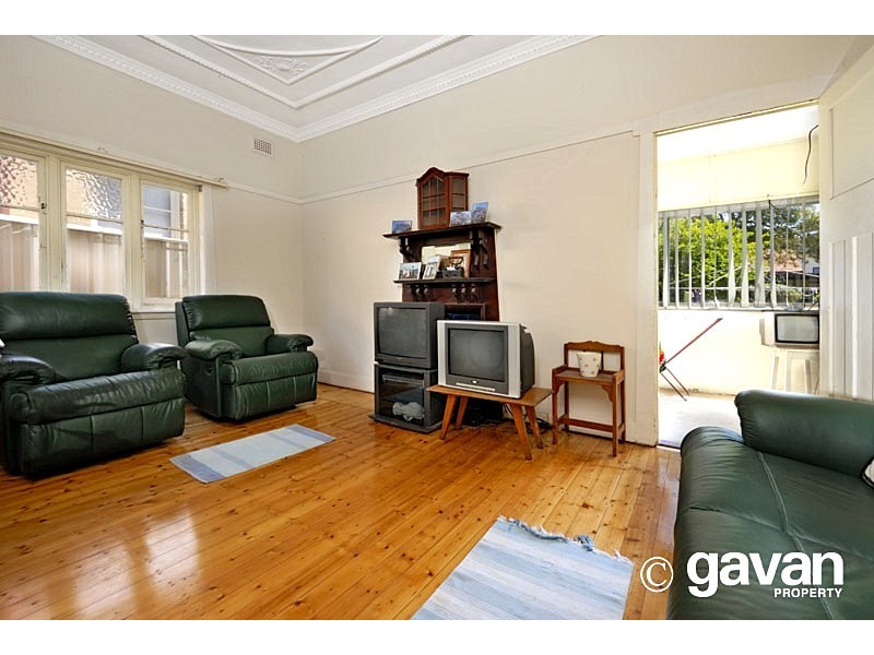 39 Grosvenor Rd, South Hurstville NSW 2221