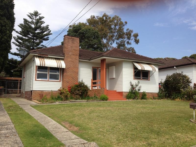 14 Isaac Street, Peakhurst NSW 2210