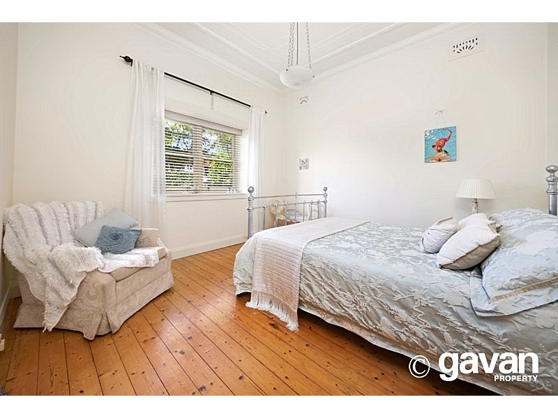 1 Grove Avenue, Penshurst NSW 2222