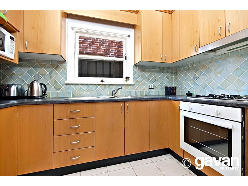 24 Greenland Avenue, Peakhurst NSW 2210