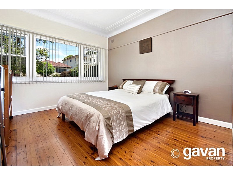 24 Greenland Avenue, Peakhurst NSW 2210